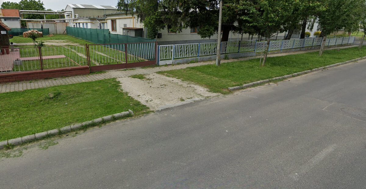 Kocsibeálló ELŐTTE